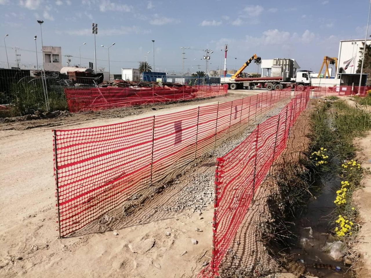 photo_2023-03-16_13-24-02 Filet de Balisage de Chantier 5000 X 100