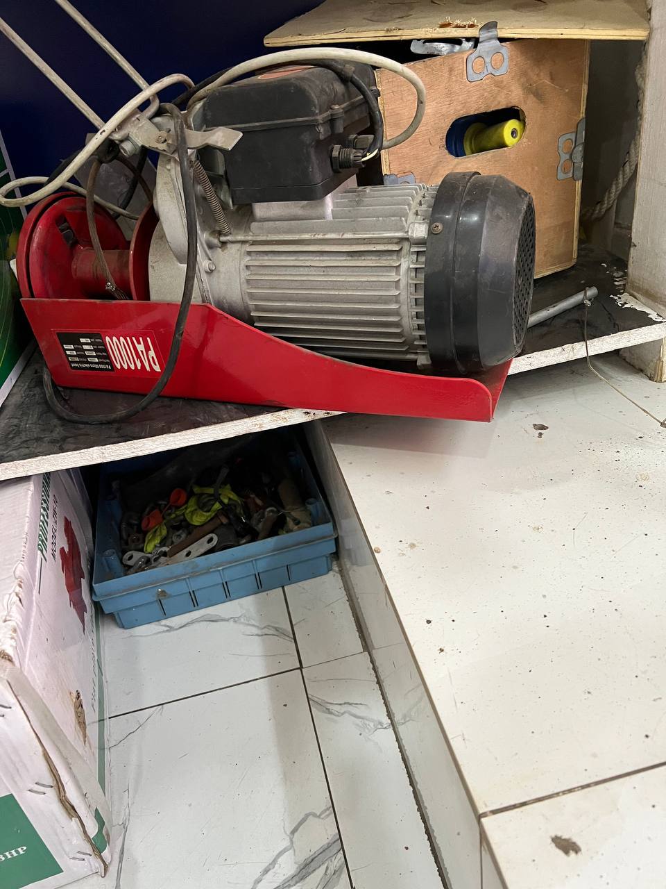 Monte charge 800Kg